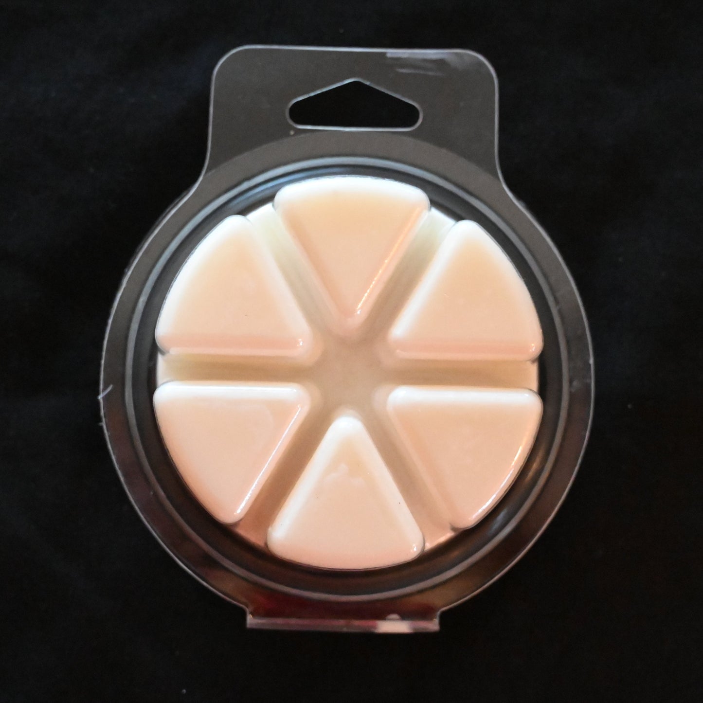 Tiki Whip Candle On Earth Wax Melts